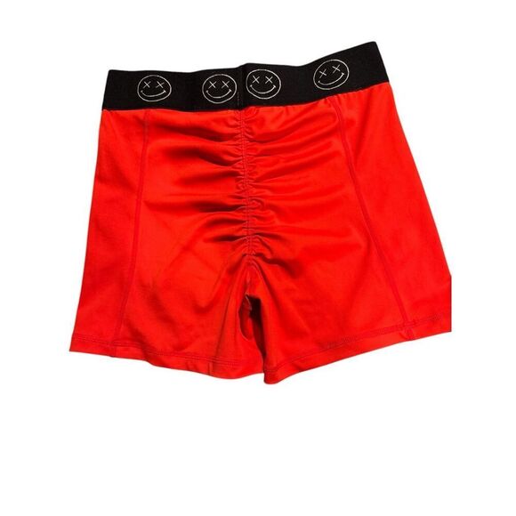 Salty Savage Happy Thoughts wetsuit shorts size small red black scrunch butt exc - Picture 4 of 6